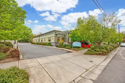 Ashland Commercial Property with Suites