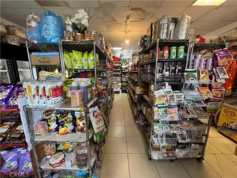 Santa Ana Retail Business Opportunity