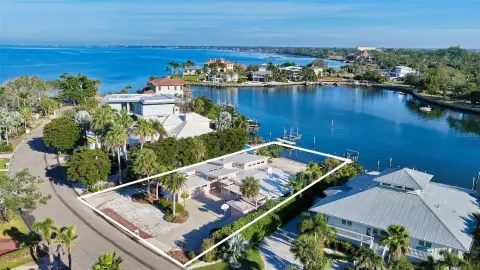Waterfront Residential Land in Sapphire Shores