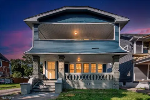 Eight-Bedroom Duplex