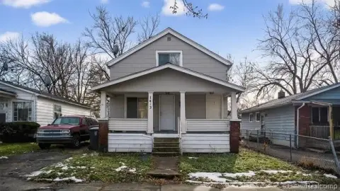 Updated Duplex in Flint, MI