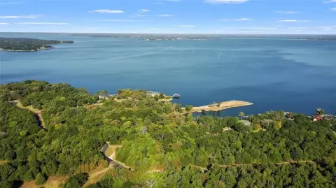 Lake-View Land in Streetman, TX