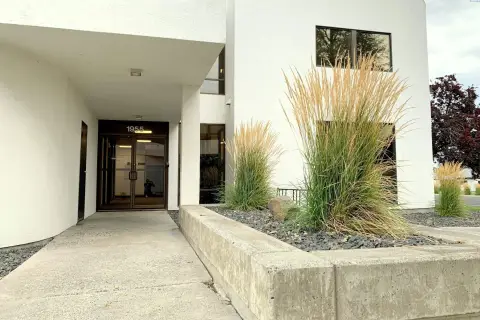 Richland Office For Sale