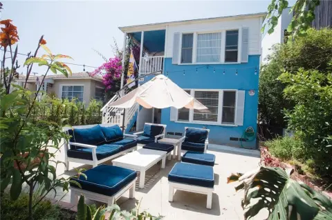 Residential Income Unit Near Beach