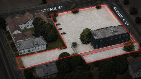 Rochester Flex Warehouse with Lot