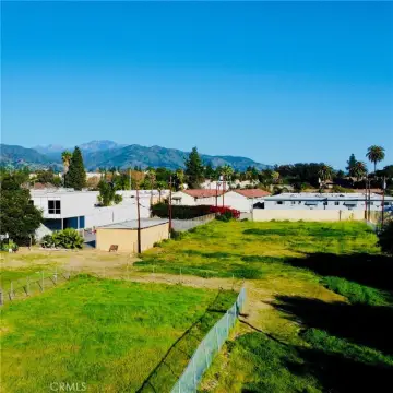 Commercial Land