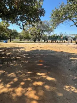 Residential Land in Burleson, Texas