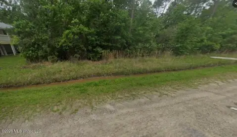 Land in Bay Saint Louis