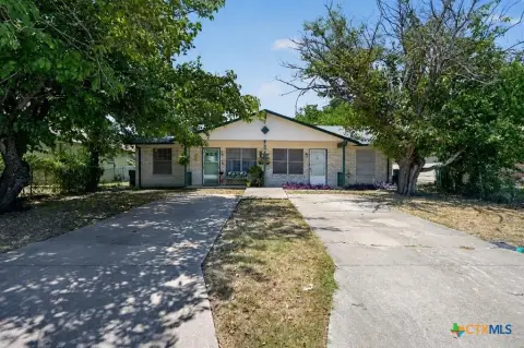 Two-Unit Duplex with Fenced Yards