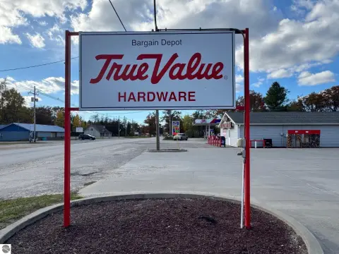 Hardware Store in Prescott, MI