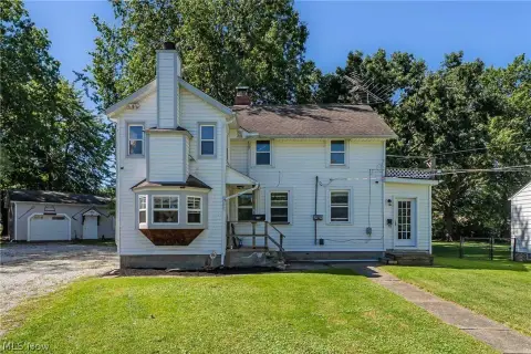 Updated Duplex with Basement