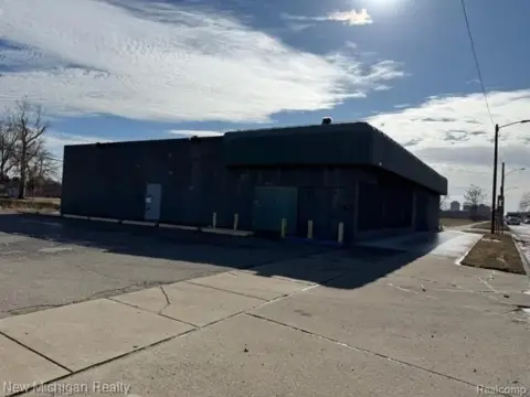Detroit Commercial Property For Sale