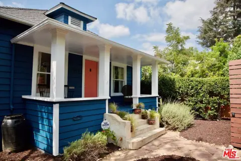 Bungalow-Style Duplex
