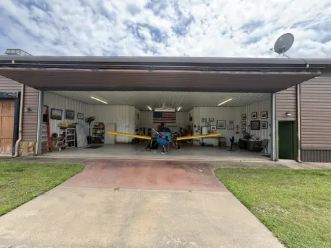 Well-Maintained T-Hangar for Storage
