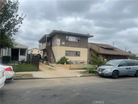 Los Angeles Quadruplex with Potential