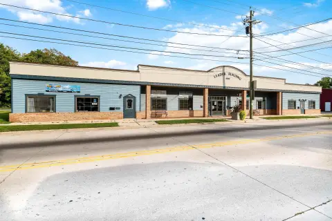 Multi-Unit Retail Storefront Building