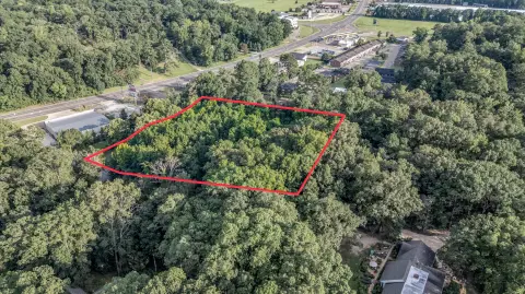 Residential Land in Columbus, MS