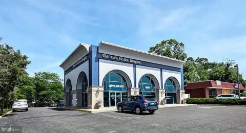 Net-Leased Medical Office Building