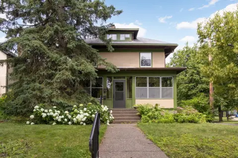 1912 Up-Down Stucco Duplex