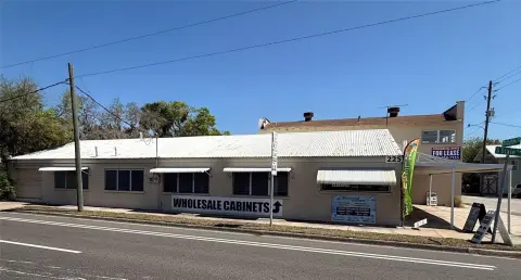 US-1 Flex Space with Showroom