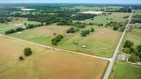39 Acres of Country Living