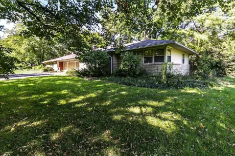 Updated Duplex in Nora Area