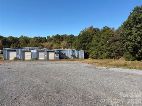Auto Repair Shop with Drive-Through Bays