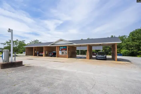 Self-Service Car Wash with Vacuums