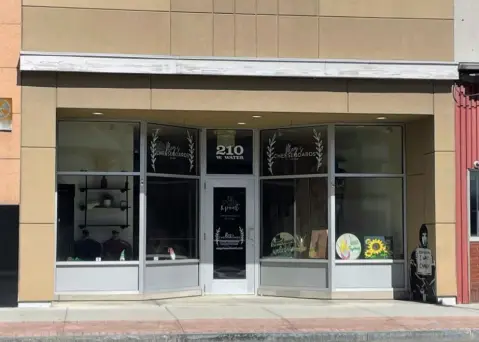 Versatile Commercial Space in Elmira