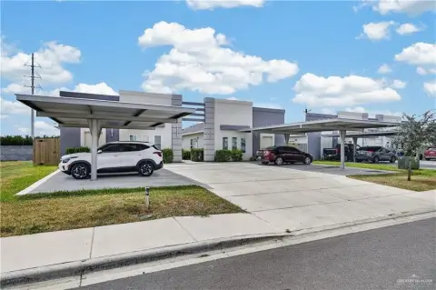 Fourplex with In-Unit Laundry