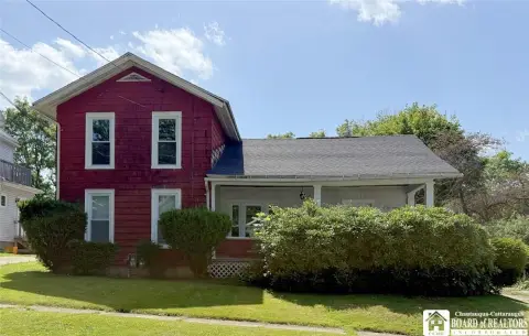 Well-Maintained Duplex with Two Units
