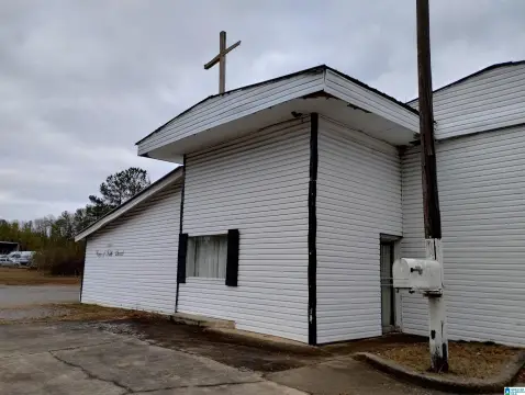 Anniston Church with Commercial Potential