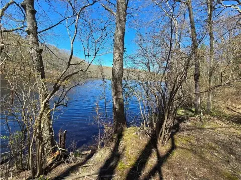Waterfront Land in Smithfield, RI