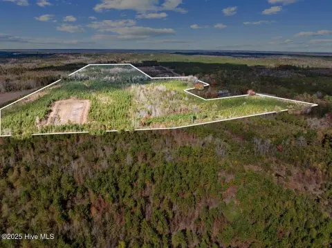 Versatile Land in White Oak