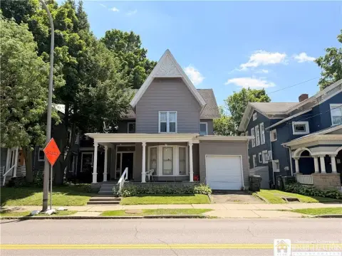 Two-Unit Residential Income Duplex