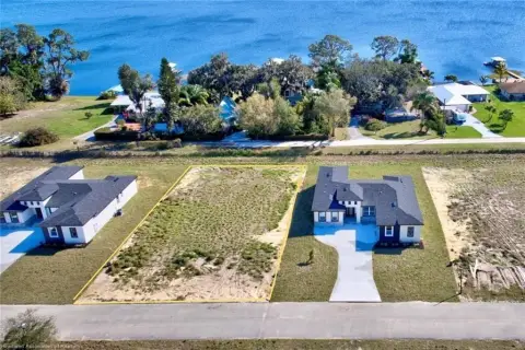 Lake Huntley View Land Parcel