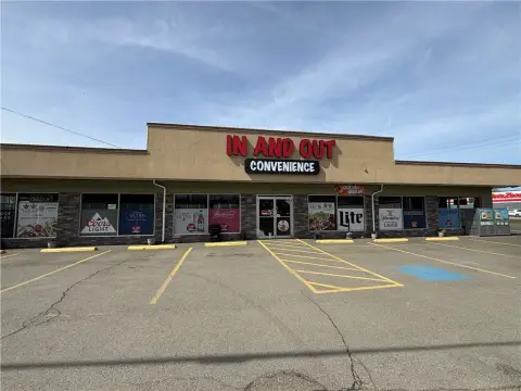 Convenience Store with Warehouse Space