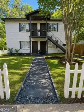 Income-Producing Quadplex Near Grant Park