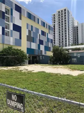 Prime Corner Lot in Miami