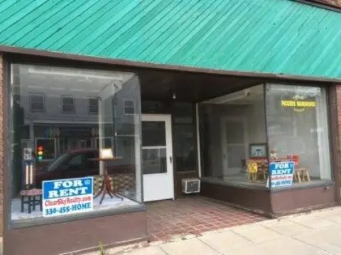 Sebring Commercial Space Available