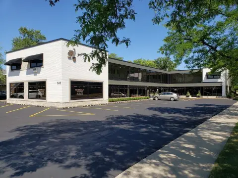 Glenview Office/Retail Space Available