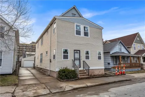 Renovated Duplex in Gordon Square