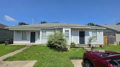 Jacksonville Duplex: Investment Opportunity