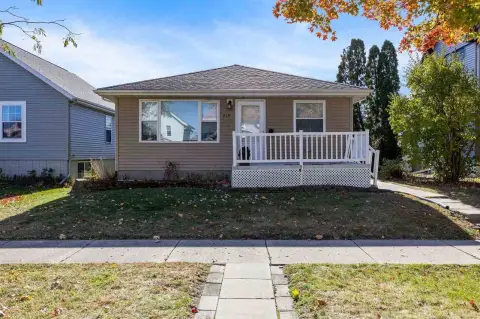 Updated Duplex in CedarRapids