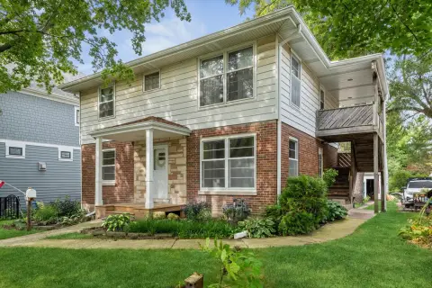 Downtown Naperville Duplex