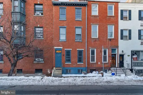Lombard Street Triplex Opportunity