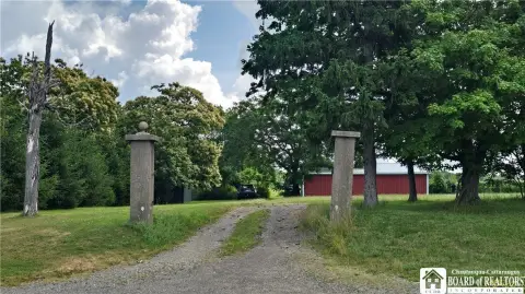 Vineyard Land with Pole Barn