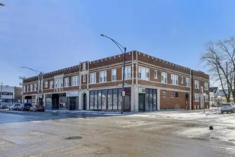Mixed-Use Investment in Chicago