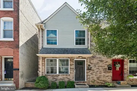 Updated Twin Duplex with Deck
