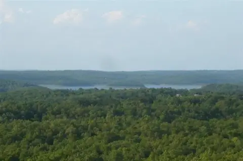 Flippin, AR Land with View